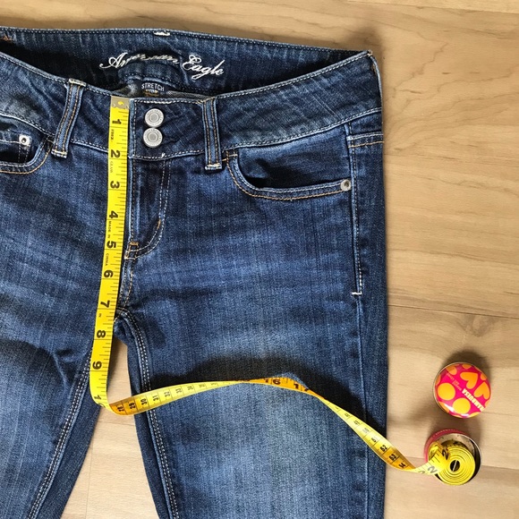 American Eagle Artist Jeans, Size 2 Short - Picture 4 of 8